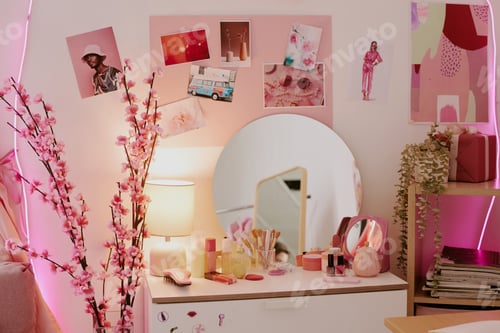 Preview: Girlish Dressing Table