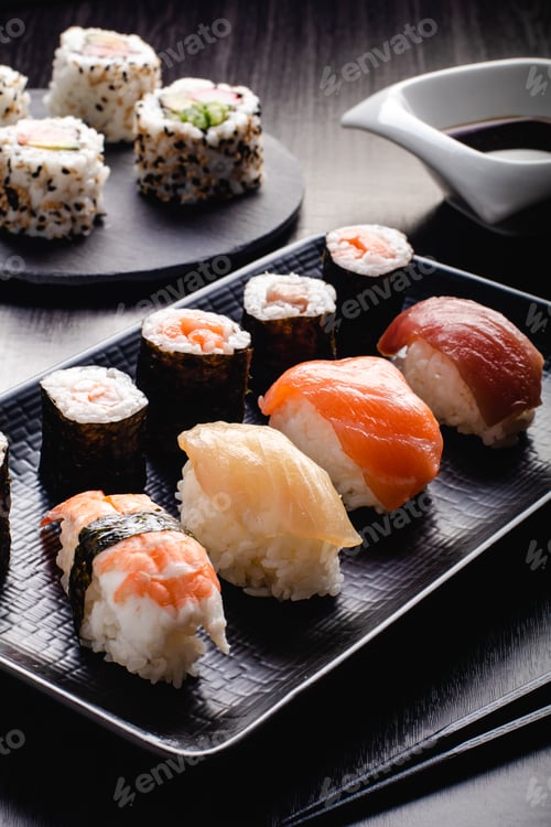 Preview: Sushi Set sashimi and sushi rolls served