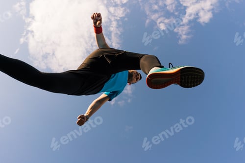 Preview: Sportsman runs and jump into the sky