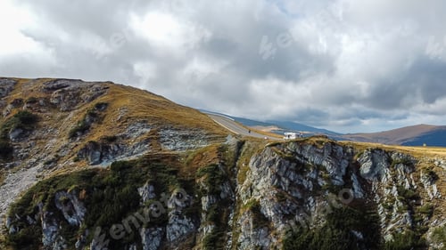 Preview: Camper on Top of Mountains