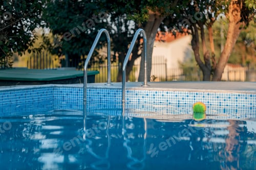 Preview: Come and swim