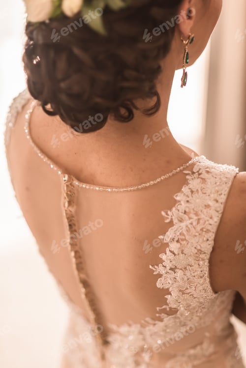 Preview: wedding dress