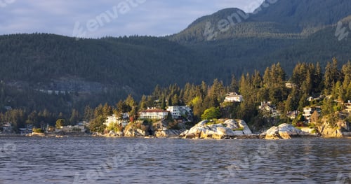 Preview: Horseshoe Bay with Canadian Mountain Landscape in Background.