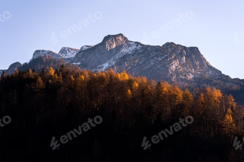 Preview: Colorful autumn in the mountains