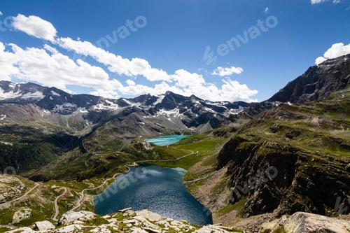 Preview: Scenic shot of lakes and the Gran Paradiso in Graian Alps, Italy