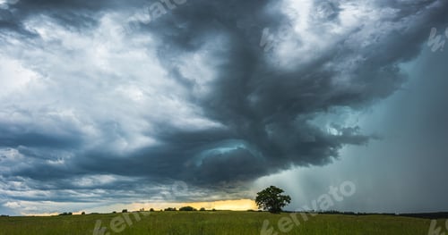 Preview: Supercell storm clouds with intense tropic rain