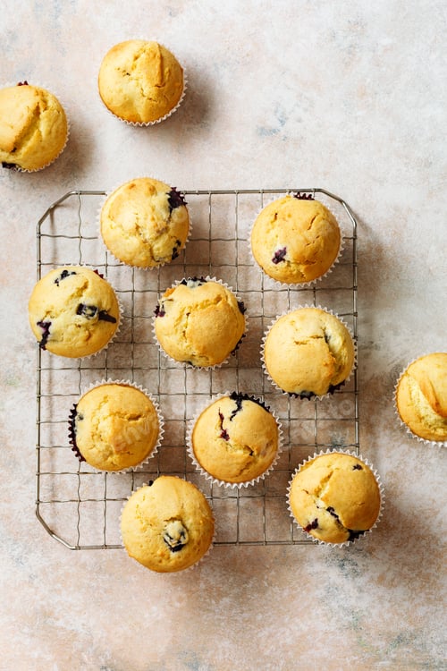 Preview: Freshly baked blueberry muffins
