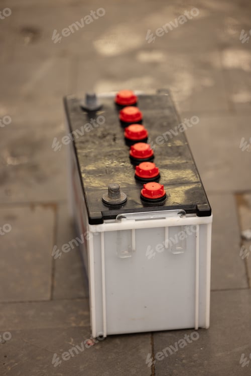 Preview: A classic car battery using acid and lead.