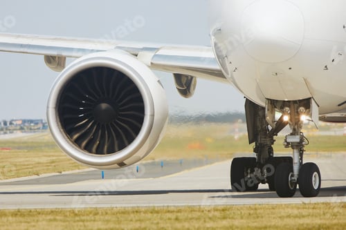 Preview: Hot air behind jet engine of plane at airport