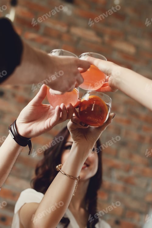Preview: Party