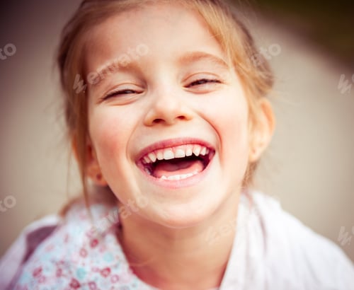 Preview: happy liitle girl close-up