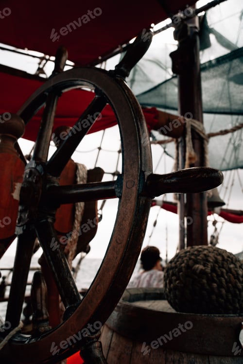 Preview: wooden steering wheel
