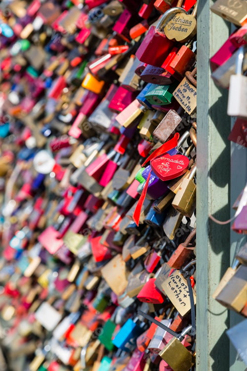 Preview: Love padlocks on the Hohenzollern Bridge in Cologne