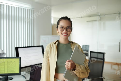 Preview: IT Company Employee