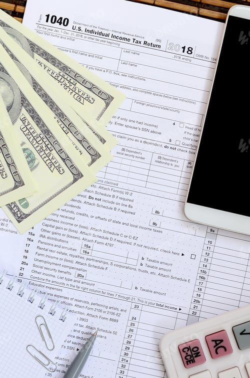 Preview: Composition of items lying on the 1040 tax form