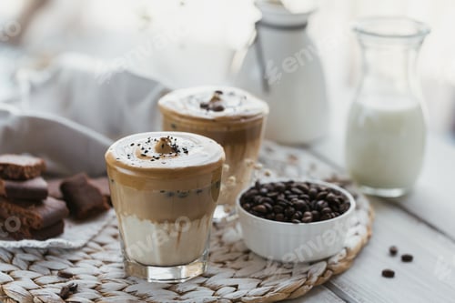 Preview: Dalgona whipped coffee, instant, cream, iced coffee.