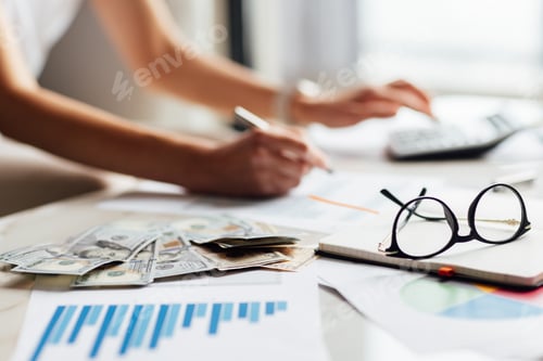 Preview: Budget Planning with Chart, Money and Calculator