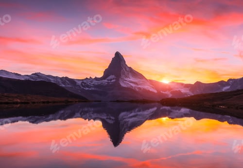 Preview: Matterhorn peak on Stellisee lake