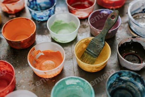Preview: Paint mixing cup with various colors