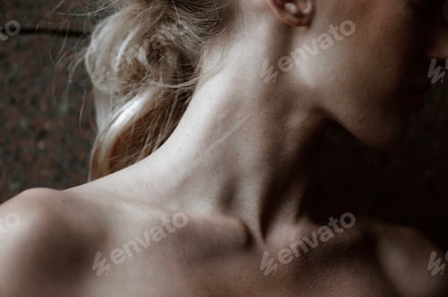 Preview: neck