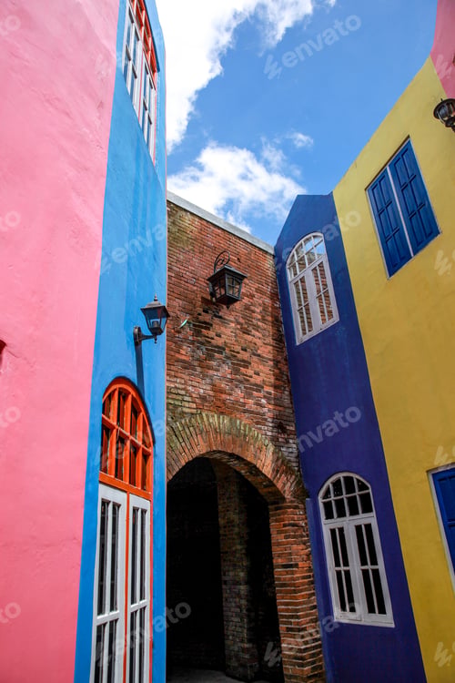 Preview: Colorful House