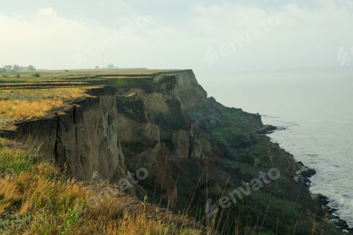 Preview: Cliffs. Scenic nature along the Black sea