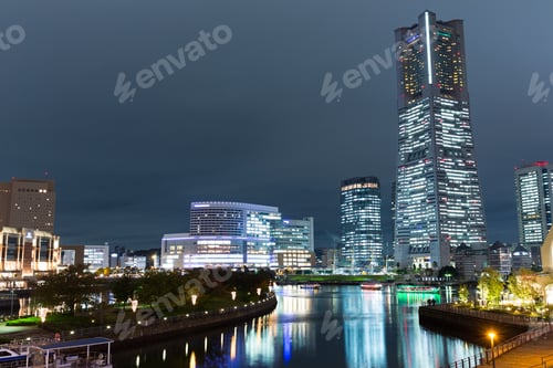 Preview: Yokohama at night