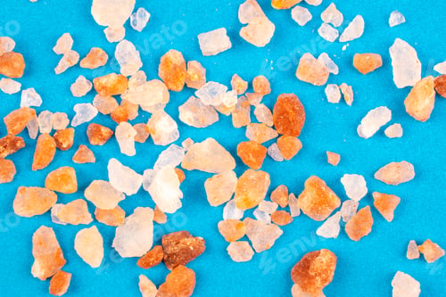 Preview: pink himalayan salt on a blue background