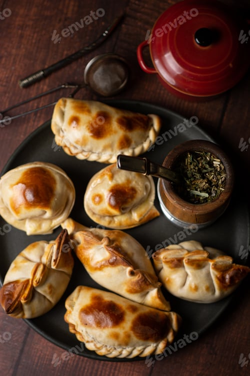 Preview: Argentine empanadas. Empanadas stuffed with meat. Typical food of Argentina