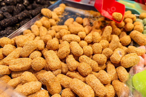 Preview: Taiwanese traditional dessert sesame balls