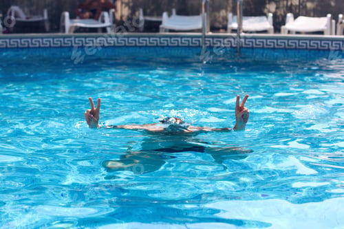 Preview: Having fun in the pool
