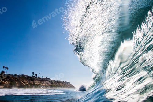 Preview: Big surfing ocean wave, Encinitas, California, USA