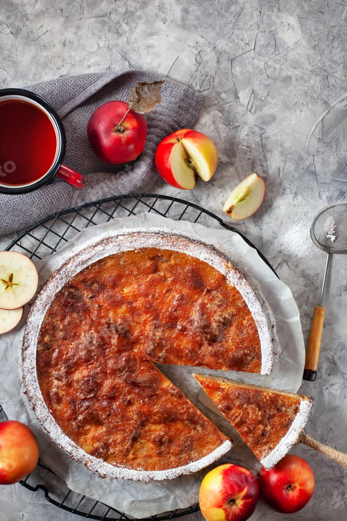 Preview: Homemade delicious apple pie