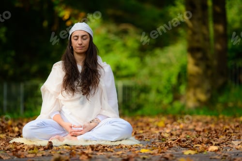 Preview: Girl practices yoga