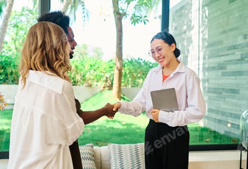 Preview: Young real estate agent and a couple