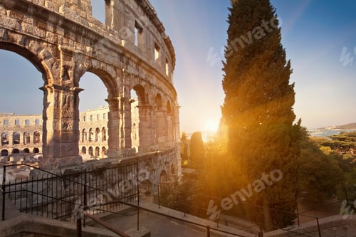 Preview: Ancient ruins of arena