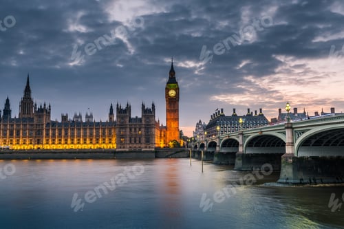 Preview: Westminster abbey and big ben in the London skyline at night, London, UK