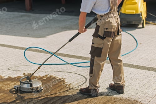 Preview: Residential Driveway Washing