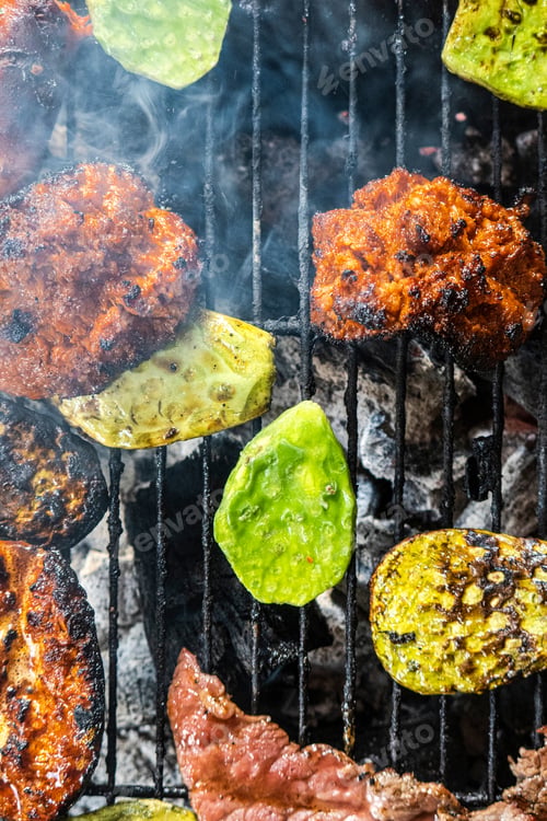 Preview: Grilled nopales, chicken, sausage and grilled beef