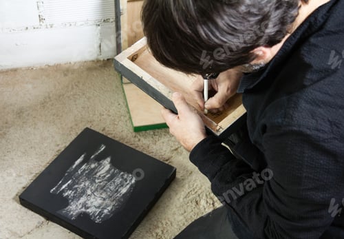 Preview: Painter artist signing oil canvas