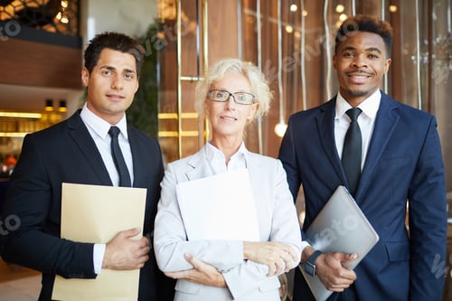 Preview: Professional business team