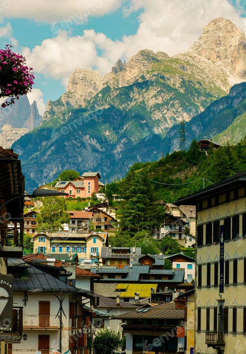 Preview: Vertical shot of the city and mountain landscapes of Switzerland
