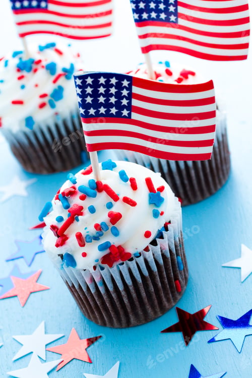 Festive Fourth of July Cupcakes with American Flags