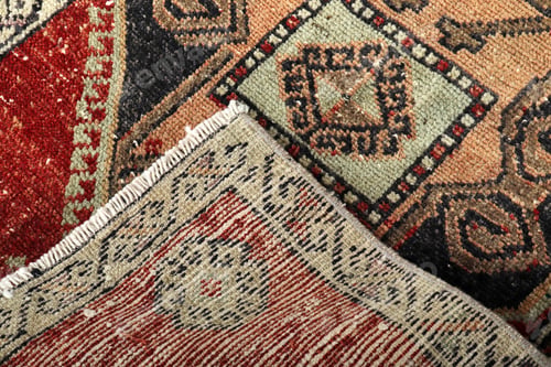 Preview: Textures and patterns in color from woven carpets