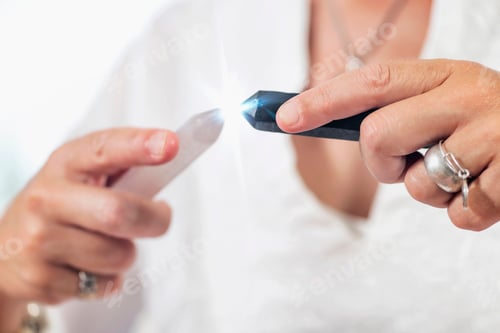 Preview: Crystal Healing Therapy with Black And White Crystal Wands
