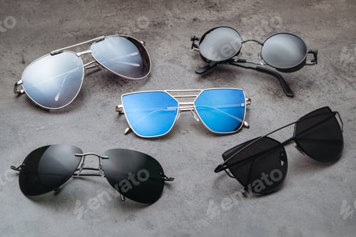 Preview: Assortment of different fashion sunglasses in optical shop