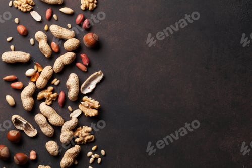 Preview: Various nuts