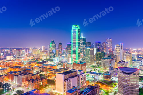 Preview: Dallas, Texas, USA Skyline at twilight