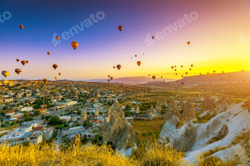 Preview: Hot air balloons over Cappadocia