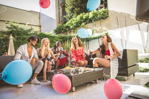 Preview: Friends having party
